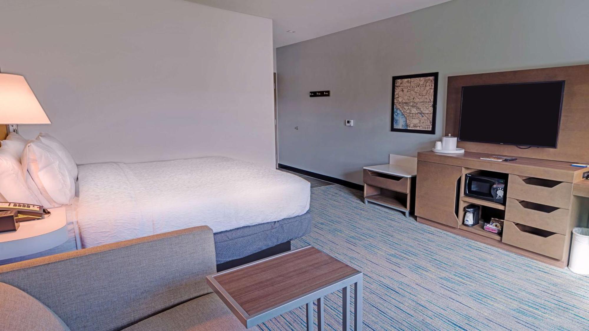 Hampton Inn Riverside Downtown Extérieur photo